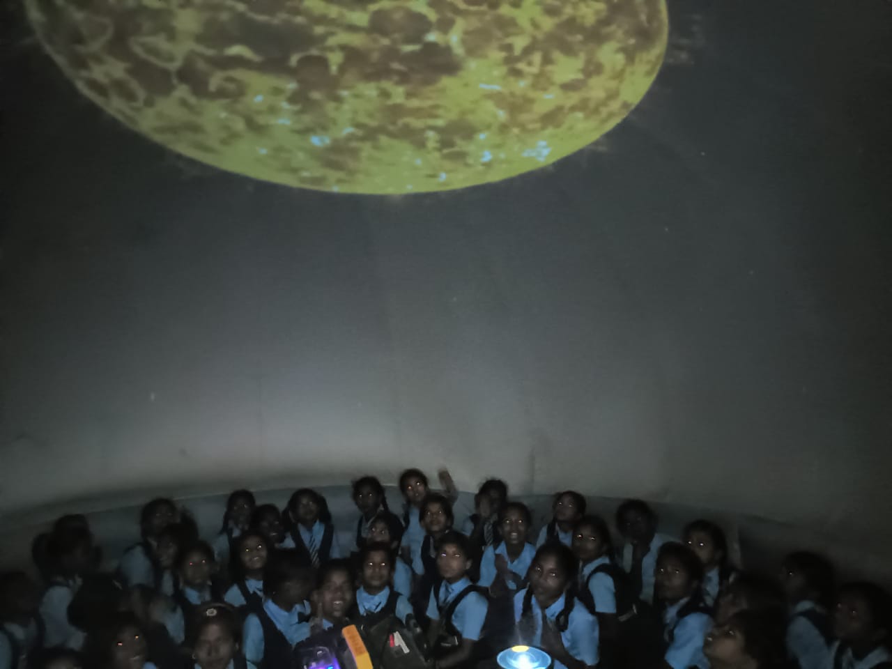 Portable Planetarium at Tare Zameen Par